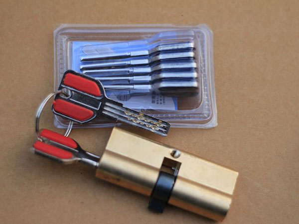 石首24小时上门开锁公司